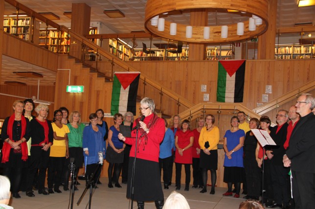 2011 från konsert på Biblioteket efter Palestinaresa